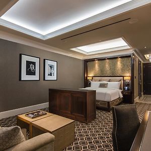 Luxury King Room